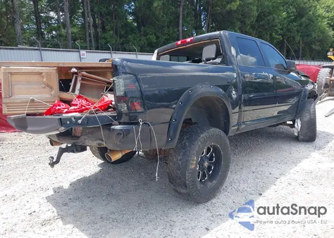 2017 Ram 1500 Express 4X4 5'7 Box from USA, damaged, VIN 3C6RR7KT4HG751145